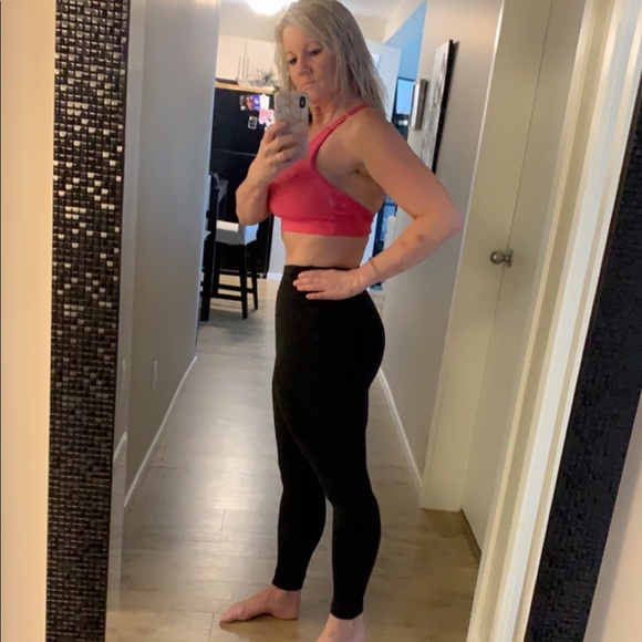 Meet your Posher, Terri-lynne - Picture 2 of 2